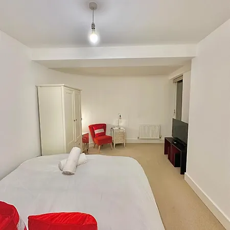 The Grange Penthouse F2 Apartment